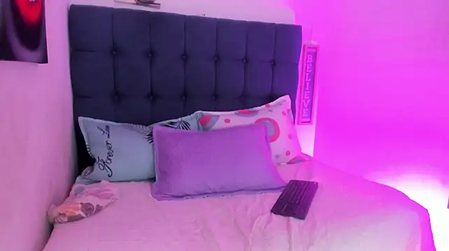 Sasha_wish stripchat live cam model