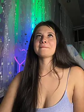 _Annaa stripchat live cam model
