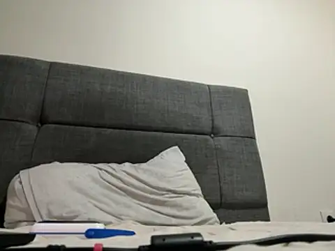 laynufff stripchat live cam model
