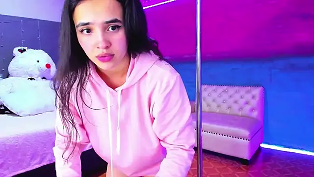 salfetkaa stripchat live cam model