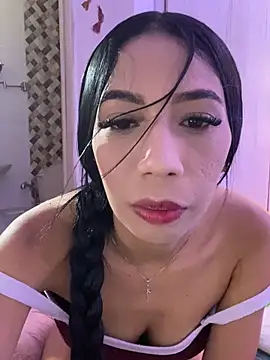 Naho_19 stripchat live cam model