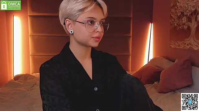Ruby_J0hnson stripchat live cam model