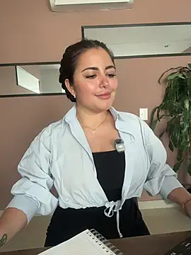 sukhakunis1 stripchat live cam model