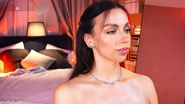 LunaNight stripchat live cam model