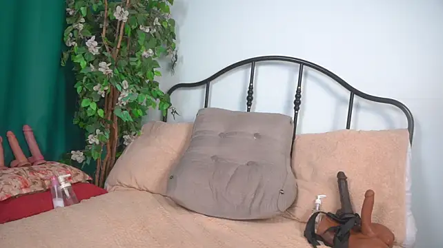 IsadoraDunkan stripchat live cam model