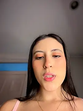 Juanita-Diaz stripchat live cam model