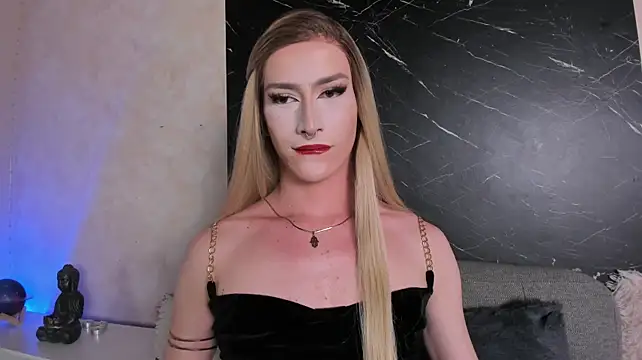 Alana_Stone stripchat live cam model
