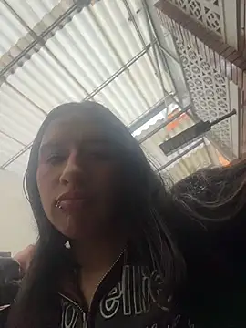 LilyRossi_ stripchat live cam model