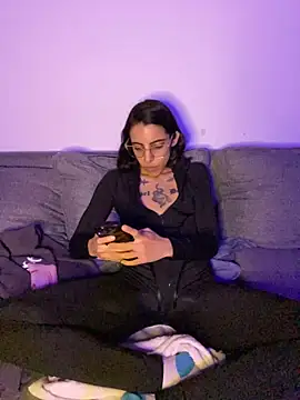 Poison_Ivy_29 stripchat live cam model