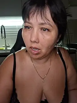 Love__beby stripchat live cam model