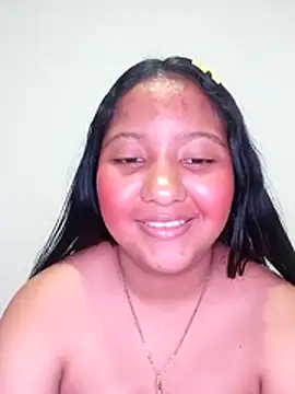 Luna_Dorada stripchat live cam model