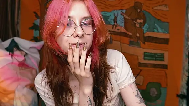 cutiiepink stripchat live cam model
