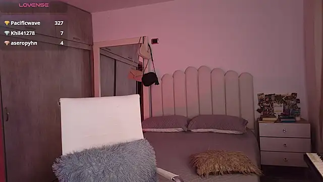 Brown_skin11 stripchat live cam model