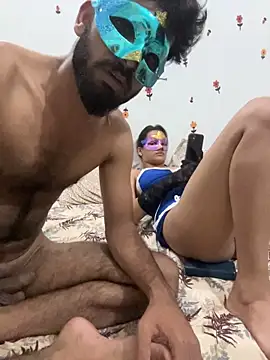 Priyanka011 stripchat live cam model