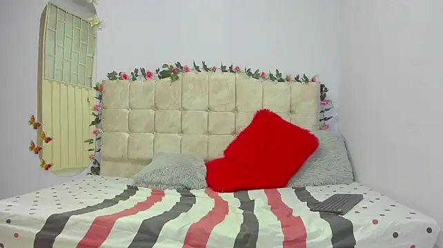Biankagold stripchat live cam model