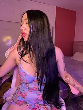 NoirDoll_ stripchat live cam model