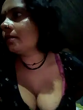 Kosovo_Lodhi stripchat live cam model