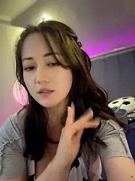 JoyFulLicss stripchat live cam model
