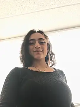 Lila_Desiree stripchat live cam model