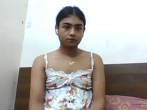 lilysstone12 stripchat live cam model