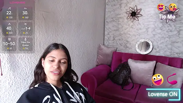 Evagirl69 stripchat live cam model
