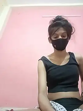 Aaradhya-Rani stripchat live cam model