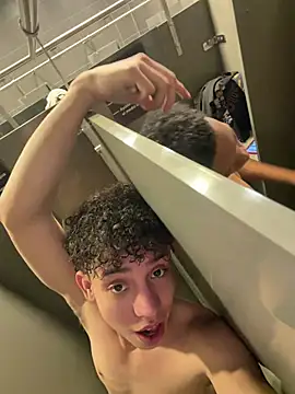 yoursexyjose stripchat live cam model