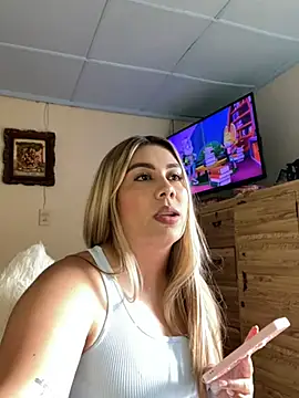 _BellaSmith_ stripchat live cam model