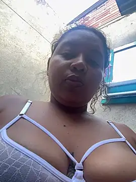 Ninibella stripchat live cam model
