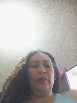 paulett15 stripchat live cam model
