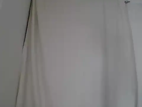 Sleek_petite stripchat live cam model