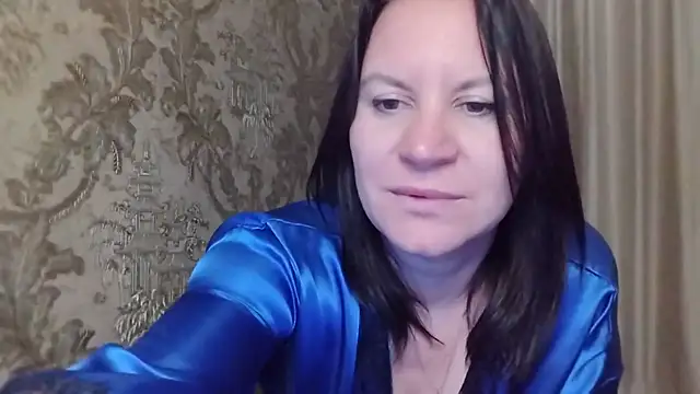 Lauralison stripchat live cam model