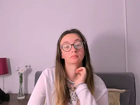 AnnaNatural stripchat live cam model