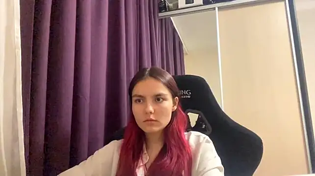 VelvetEden stripchat live cam model