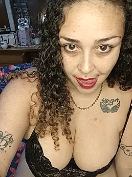 MissVelvet69 stripchat live cam model