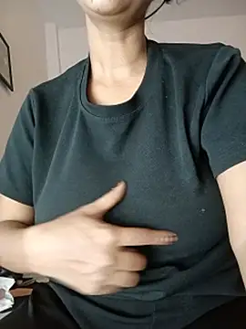 New_Disha stripchat live cam model