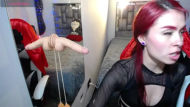 lia_queen04 stripchat live cam model