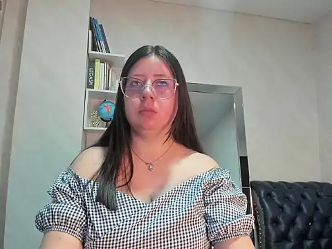Alicias_Taylorr stripchat live cam model