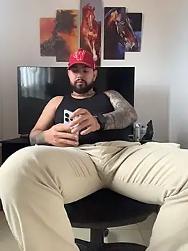Ethan_Castellano stripchat live cam model