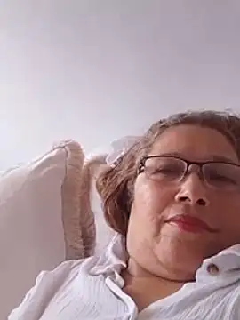 Cessi50 stripchat live cam model