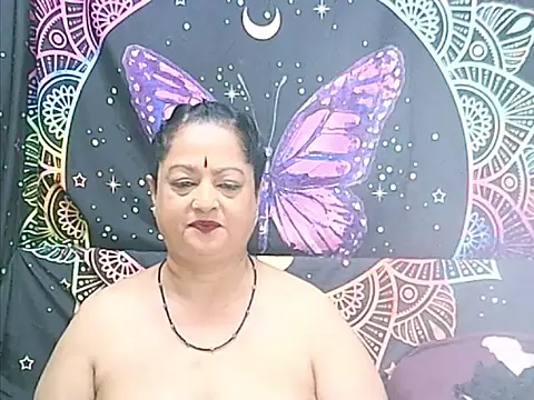 matureindian stripchat live cam model