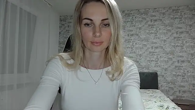 AlissonBia stripchat live cam model