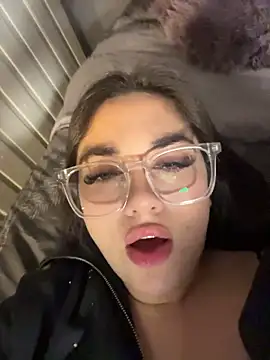 JosefaSweet stripchat live cam model