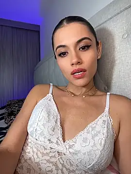 Nicole_stonee stripchat live cam model