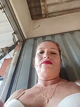 Sexy-Woman-Mature stripchat live cam model