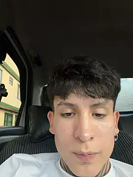 _Tomy08calderon stripchat live cam model