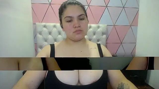 Marinasexxx stripchat live cam model