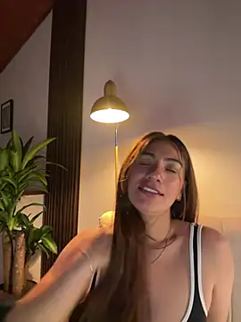 emmily_d stripchat live cam model