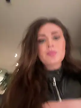 Kristyoff stripchat live cam model