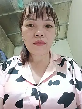 Sana-vn stripchat live cam model